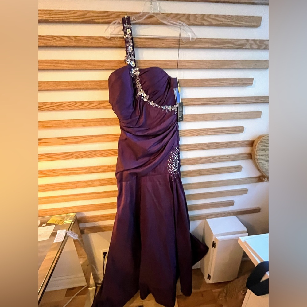 Nox Purple Embellished Prom Gown